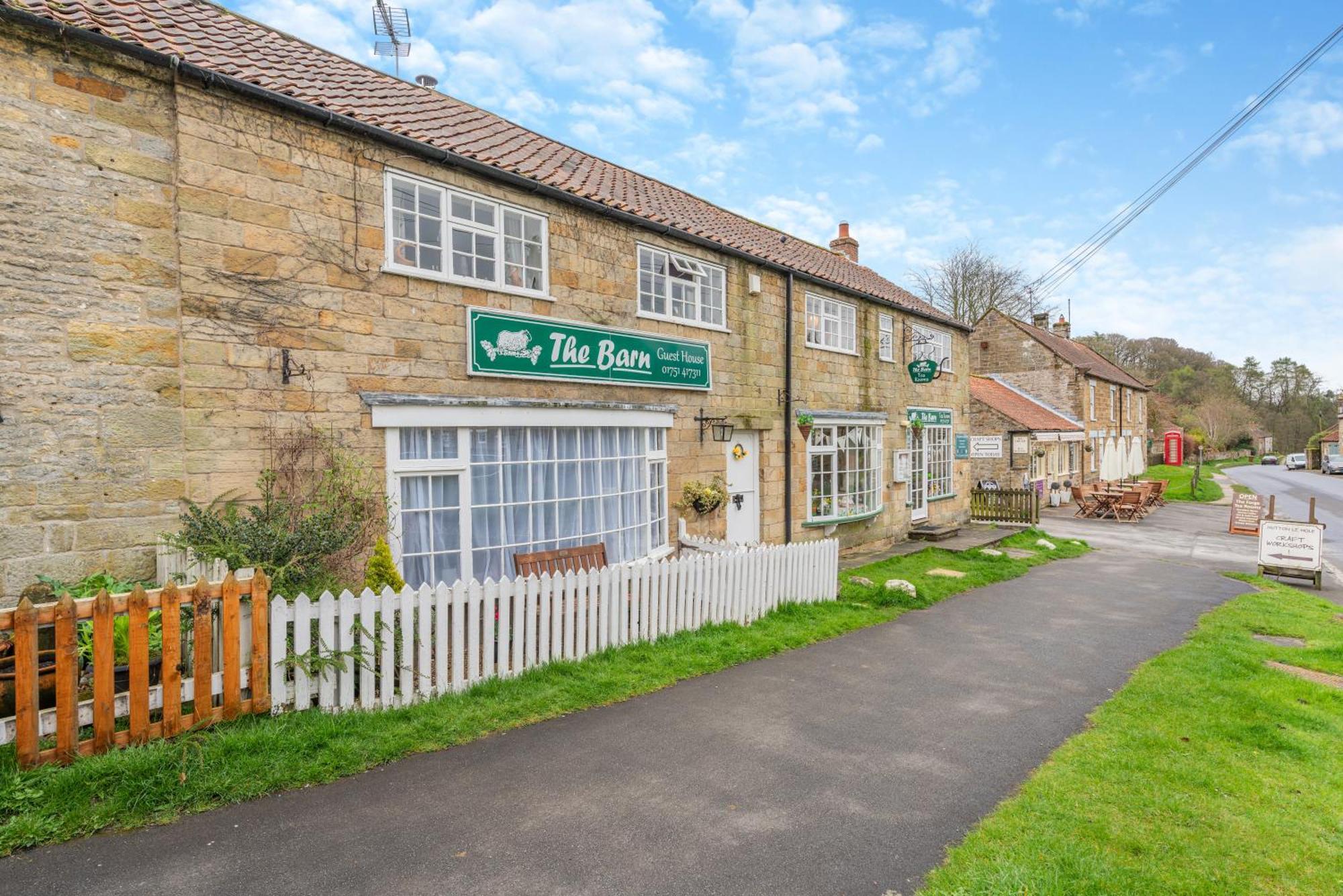 The Barn Guest House And Tearoom Hutton le Hole Екстер'єр фото