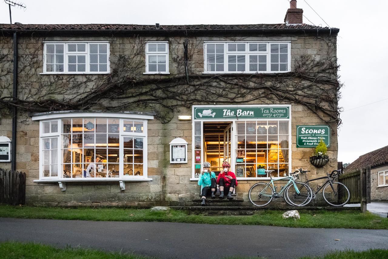 The Barn Guest House And Tearoom Hutton le Hole Екстер'єр фото